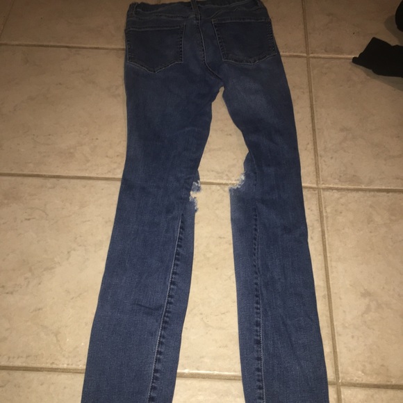 women’s jeans - Picture 2 of 3